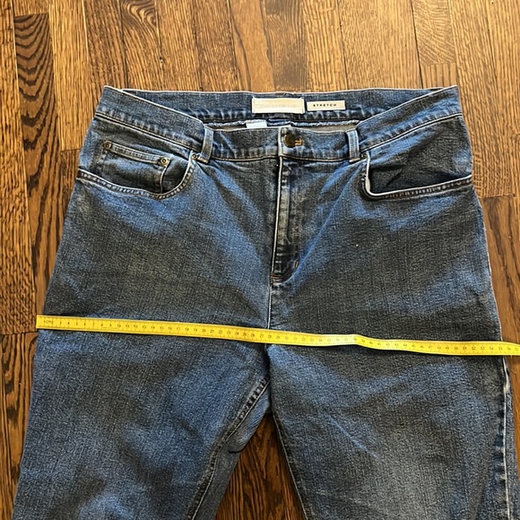 Jones New York Stretch Jeans - Picture 3 of 8